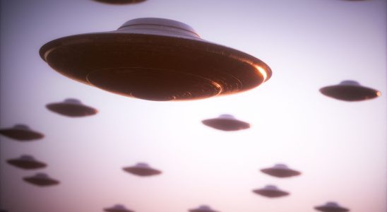 UFOs aliens and conspiracy theories the origins of a media