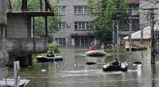 Ukraine Water begins to drop in Kherson Zaporizhia power plant