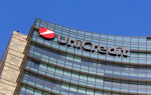 Unicredit second tranche of 1 billion euro Buy Back will