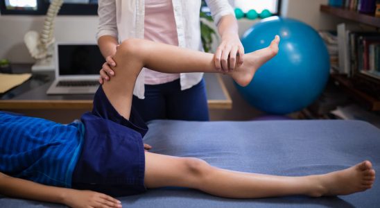 What is the role of a physiotherapist When to go