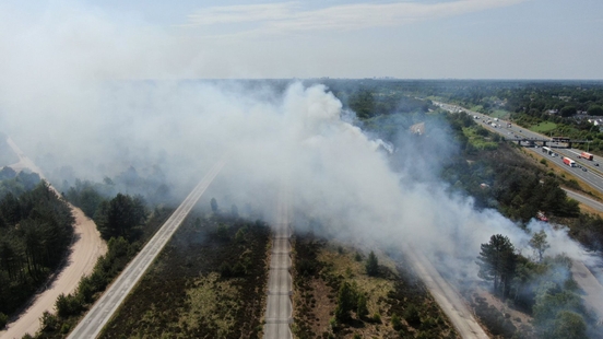 Wildfire on the Leusderheide one carriageway A28 closed