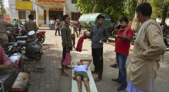 a deadly heat wave overwhelms Uttar Pradesh and Bihar