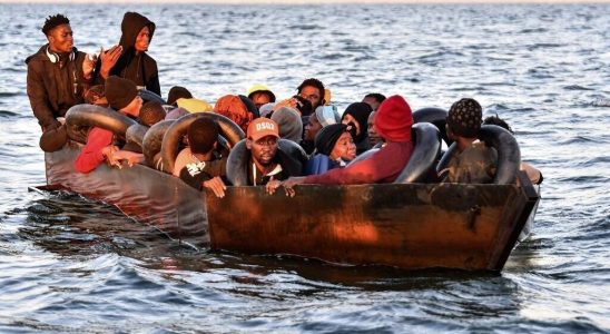 in Sfax a demonstration against the presence of migrants