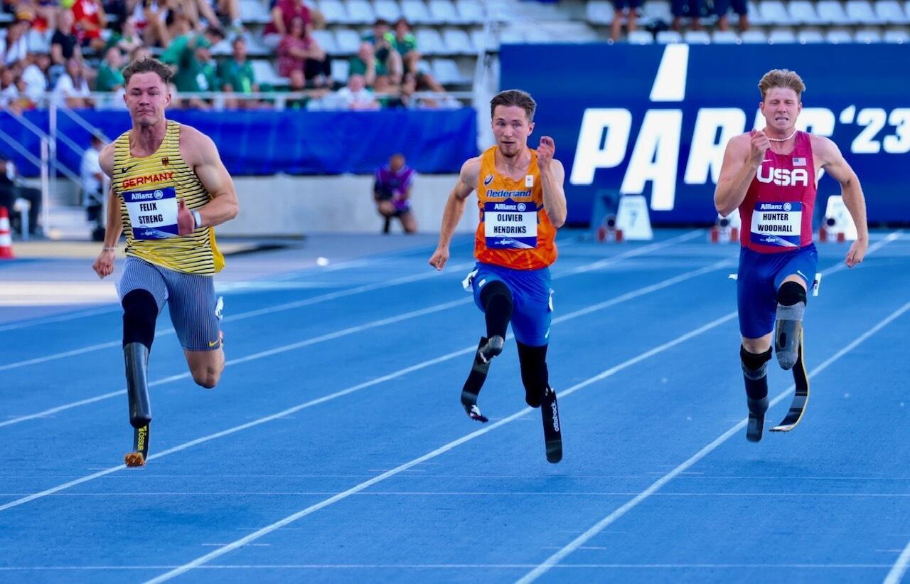 The competitions follow one another in Charléty for an audience that sometimes discovers handisport.