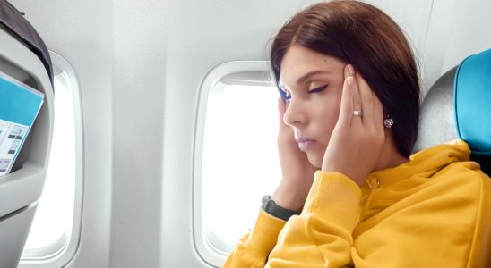 6 tips to overcome your fear of flying and understand