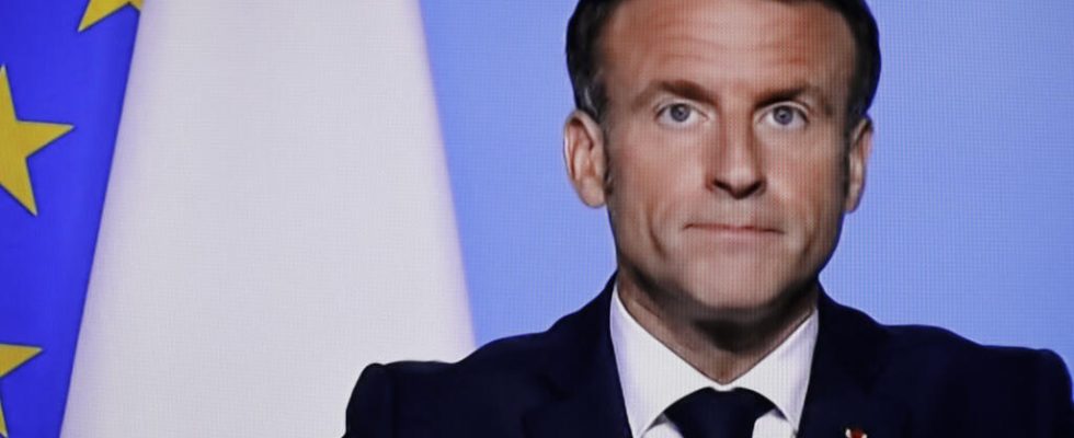 After the 100 days of appeasement Emmanuel Macron advocates order