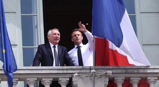 France Emmanuel Macron and Elisabeth Borne occupy the field to