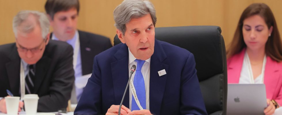 John Kerry in China who are the biggest polluters on