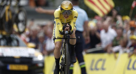 Jonas Vingegaard a Dane in yellow in Paris