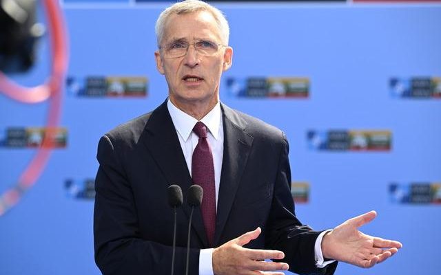 LAST MINUTE Green light to Ukraine for NATO Stoltenberg