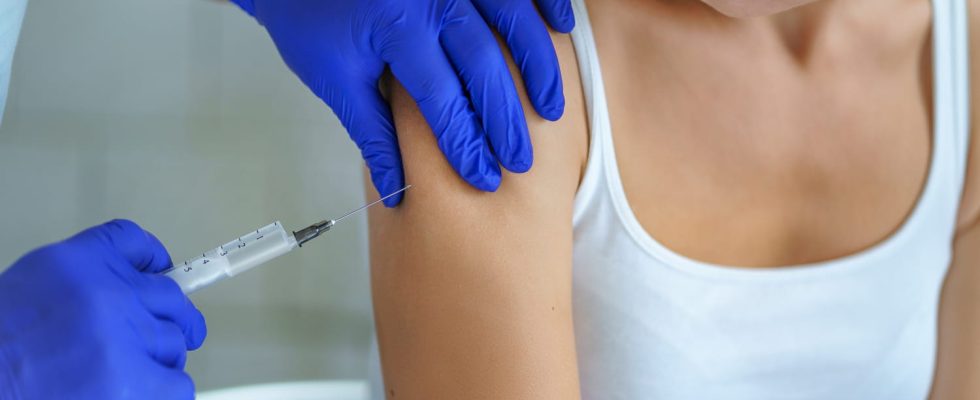 Measles vaccine MMR name mandatory for caregivers