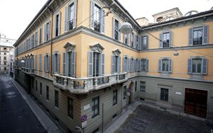 Mediobanca utile supera 1 miliardo di euro Nuovo buyback da