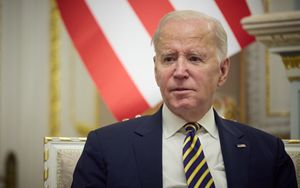 Meloni vola da Biden dalla Via della Seta allAfrica i