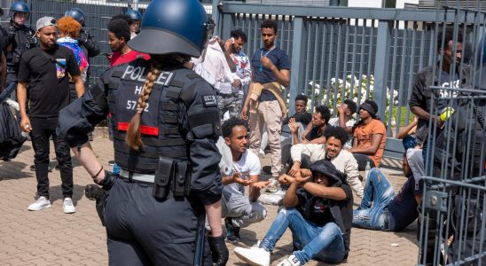 Riots during Eritrean festival in Germany