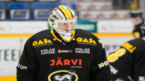 Roope Koistinen the responsible coach of Oulu Karppies junior goalkeepers