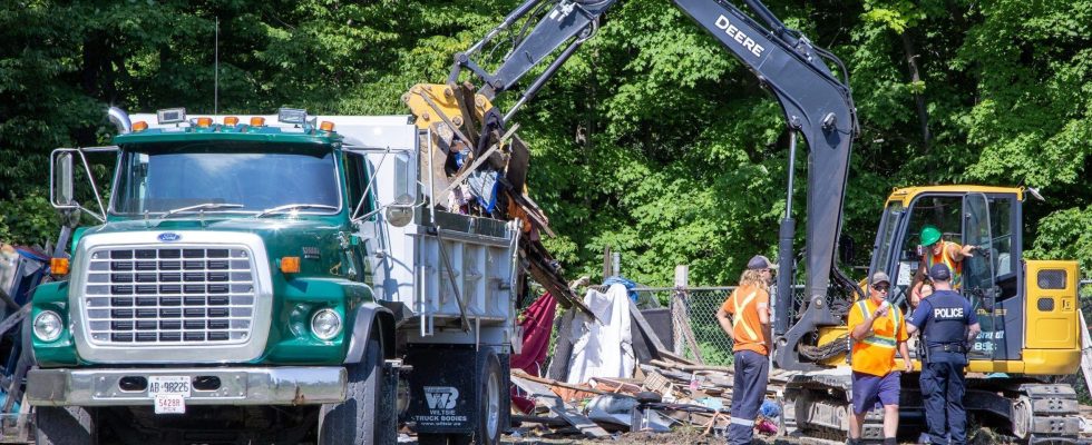 St Thomas homeless camp dismantled after violent assault Officials