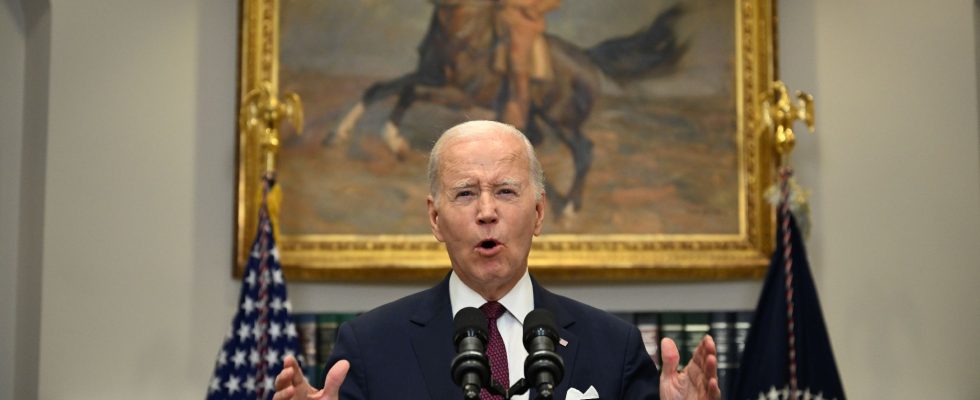 Student debt the Supreme Court sweeps away Joe Bidens promise