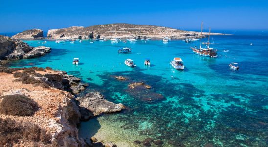 The blue lagoon in Comino