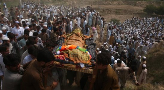 The death toll rises after terrorist attacks in Pakistan