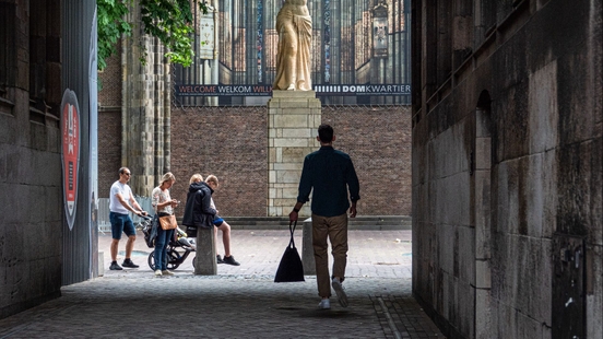 Utrecht names passage under the Dom after a blind carillonneur