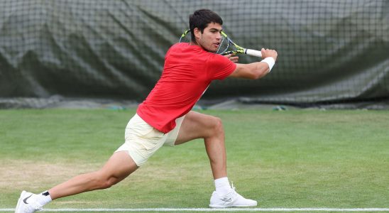 Wimbledon 2023 LIVE Alcaraz curbs Chardy Rybakina on the