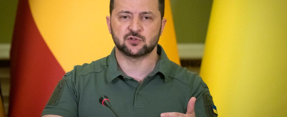 Zelenskyy wants the NATO invitation in Vilnius