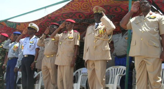 authorities grant new benefits to retired generals