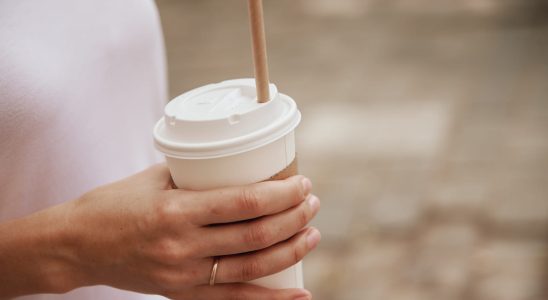 Cardboard straws finally dangerous for health