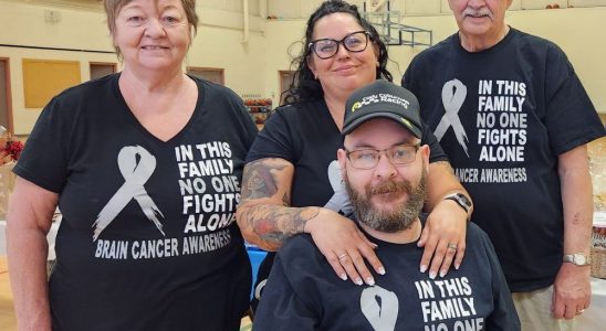 Chatham man with brain cancer holds farewell party