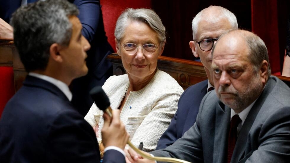 French Interior Minister Gérald Darmanin, in front of Prime Minister Élisabeth Borne, Deputy Minister for Relations with Parliament Franck Riester and Minister of Justice Éric Dupond-Moretti, at the National Assembly in Paris this Tuesday, June 20, 2023 .