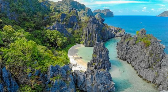 El Nido and Bacuit Bay Islands Palawan