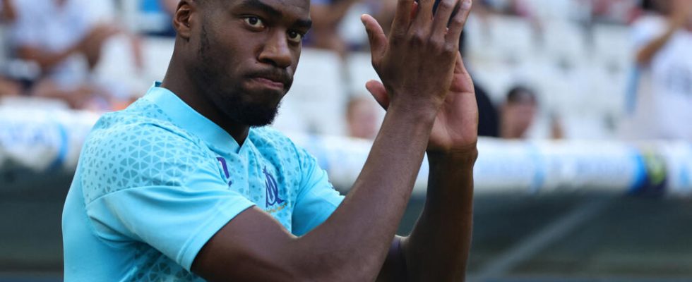 Footgabll Geoffrey Kondogbia absent 6 weeks for sprained knee