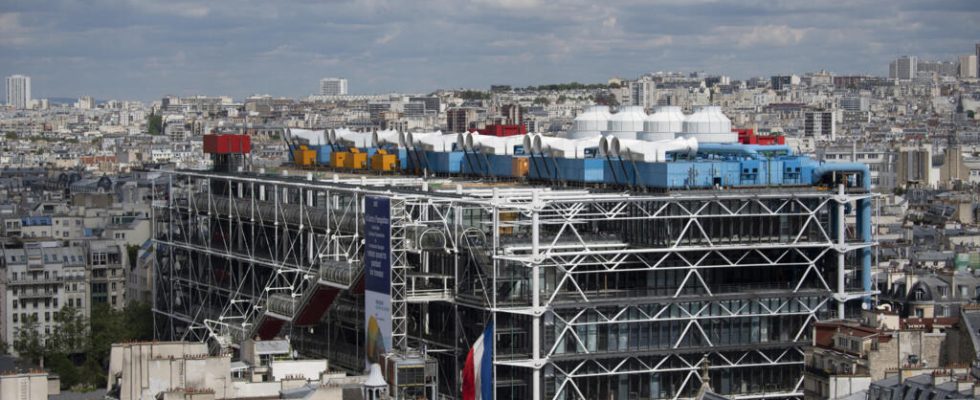 France Over the rainbow at the Center Pompidou when art