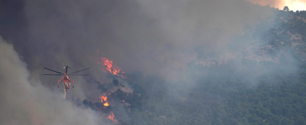 Heavy fires in Greece