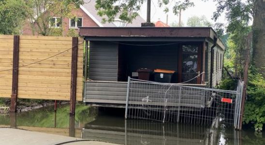 Houseboat soap in Breukelen is a farmer allowed to keep