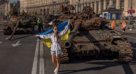 In Ukraine a summer of reunion despite the war