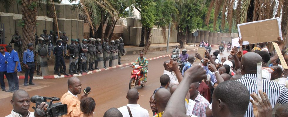 Mali placed in the red zone which countries are considered