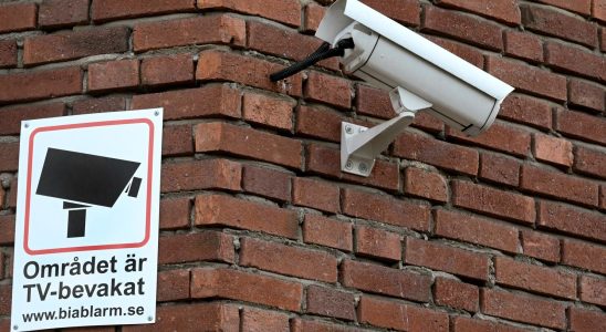 More schools want surveillance cameras