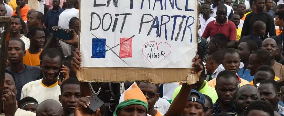 Niger putschists denounce military agreements with France Bazoum calls for