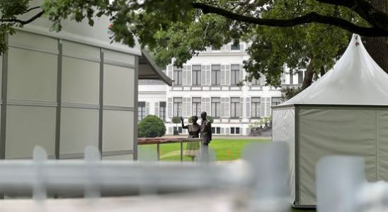 Objection to event at Soestdijk Palace will remain for weeks