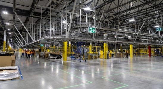 PHOTOS Inside Amazons new fulfillment center