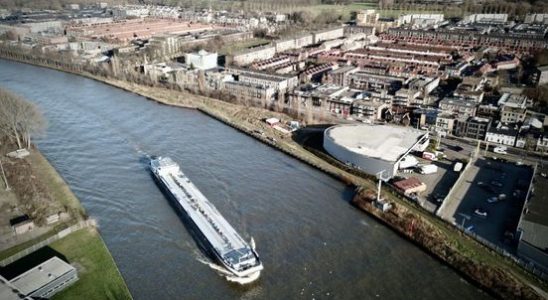 Research into soil pollution at the Demkabocht in the Amsterdam Rhine