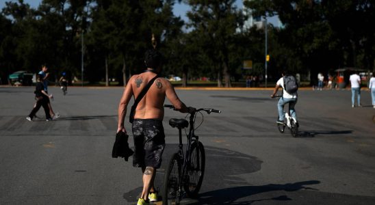 Summer heat in the middle of winter in South America