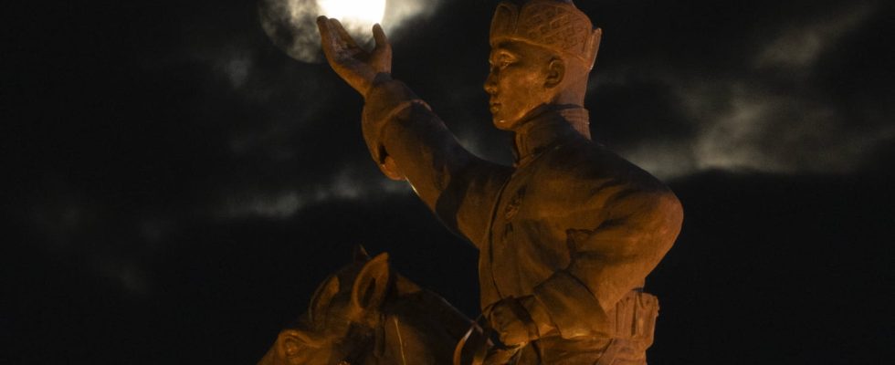 Super blue moon the most beautiful photos of the phenomenon