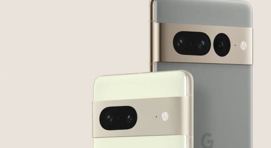 The Google Pixel 7 is displayed at less than 450