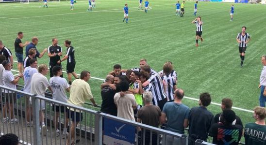 Third division beautiful free kick Lahri decides Utrecht city derby