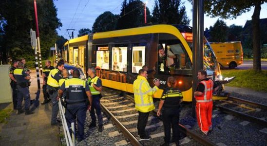 Tram traffic restarted after derailment in Nieuwegein