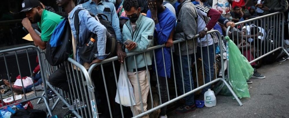 United States New York City still overtaken by migrants