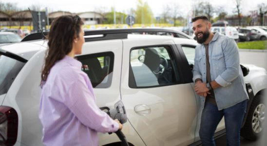 Used car prices are allegedly falling