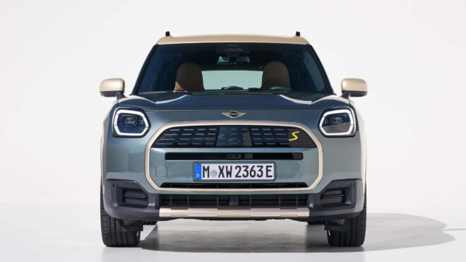 1693612790 140 New Mini Cooper EV and Mini Countryman EV unveiled